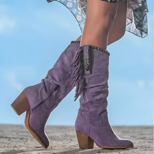 Botas cowboy en ante marrón con flecos y detalles turquesa