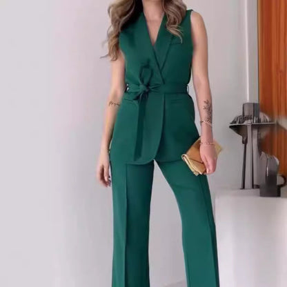 Elvira - Pantalón con cinturón y sin mangas