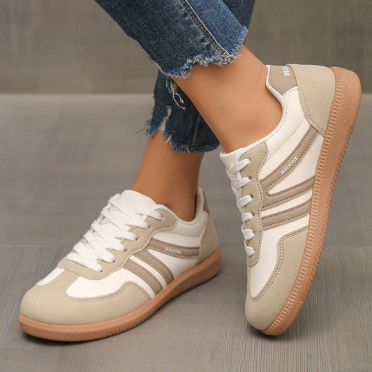 Dalia – Zapatillas casuales marrones con detalles beige