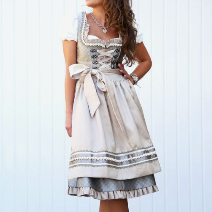 Isolde – Vestido Oktoberfest beige con doble falda